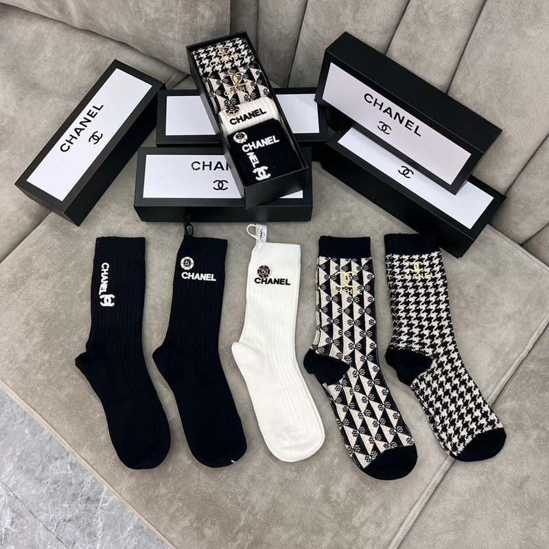 Chanel �V���l�����f�B�[�X���� �C�� 