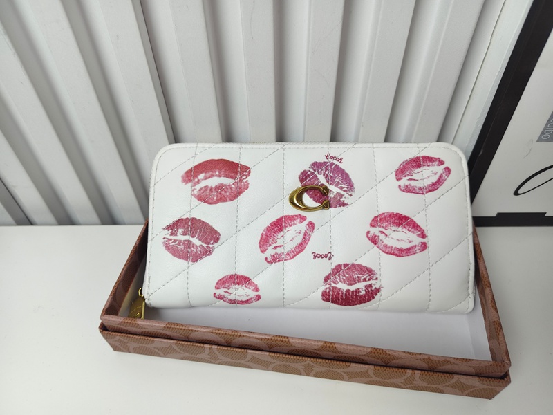 ハイブランドジッパー財布