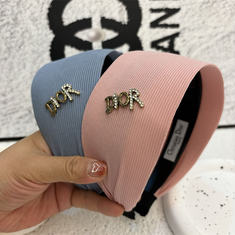 ディオール可愛いヘアバンド