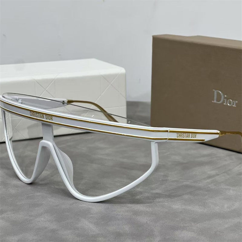 Dior サングラス 人気