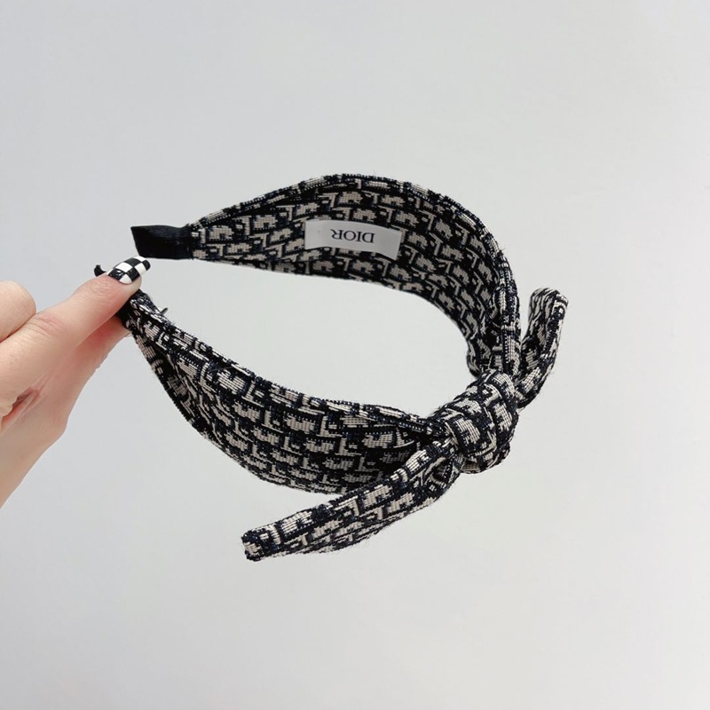 Diorカチューシャブランドかわい