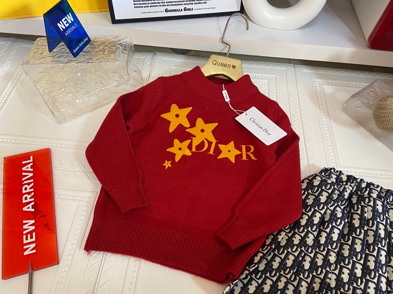 ディオール子供プリーツスカート