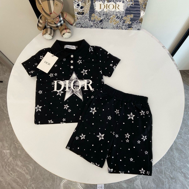ディオールキッズ服セットアップ