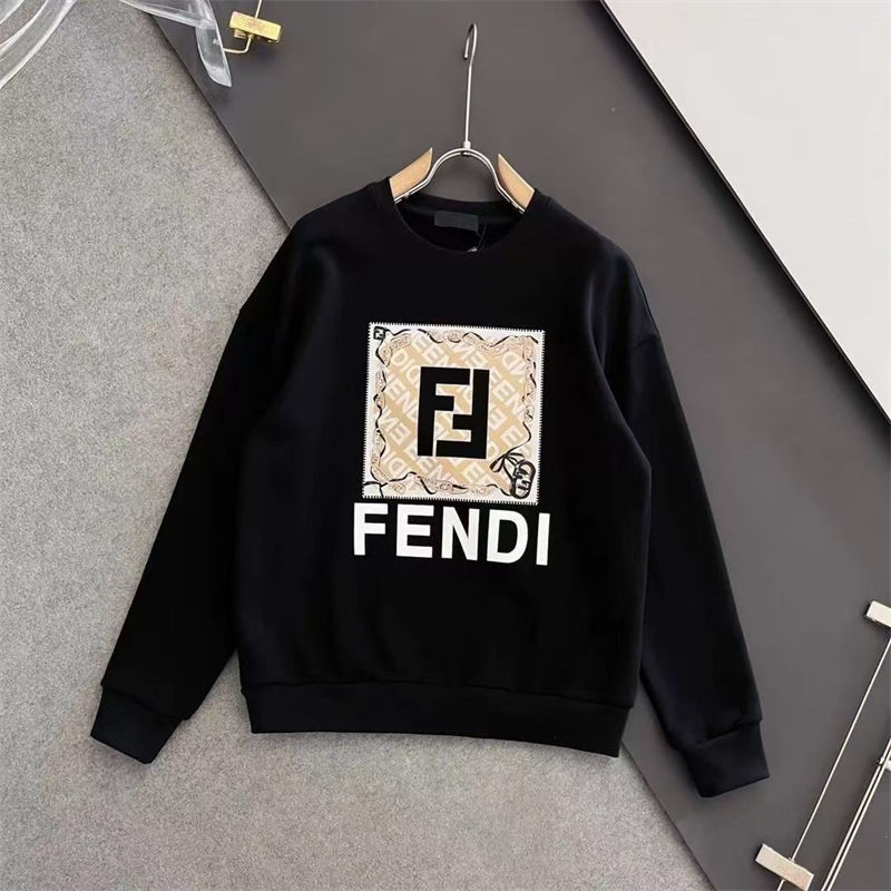 Fendiプルオーバーブランド