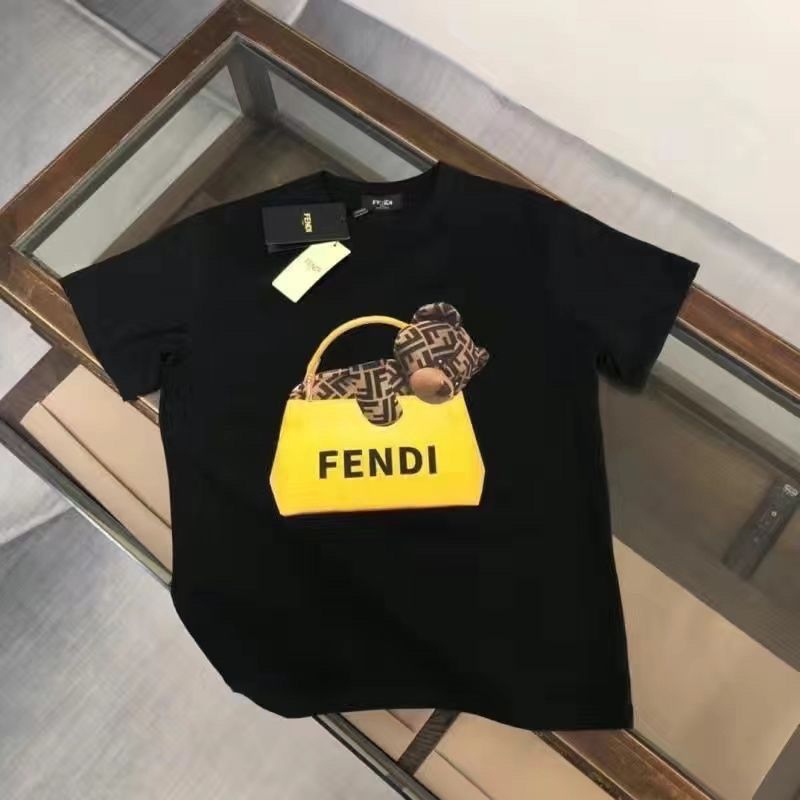 Fendiキッズ 半袖tシャツ 夏