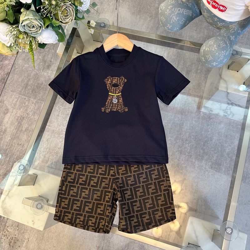 フェンディ子供tシャツハイブランド