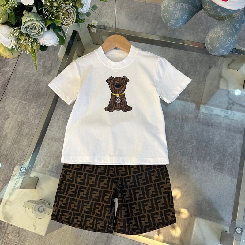 フェンディキッズ服 セットアップ