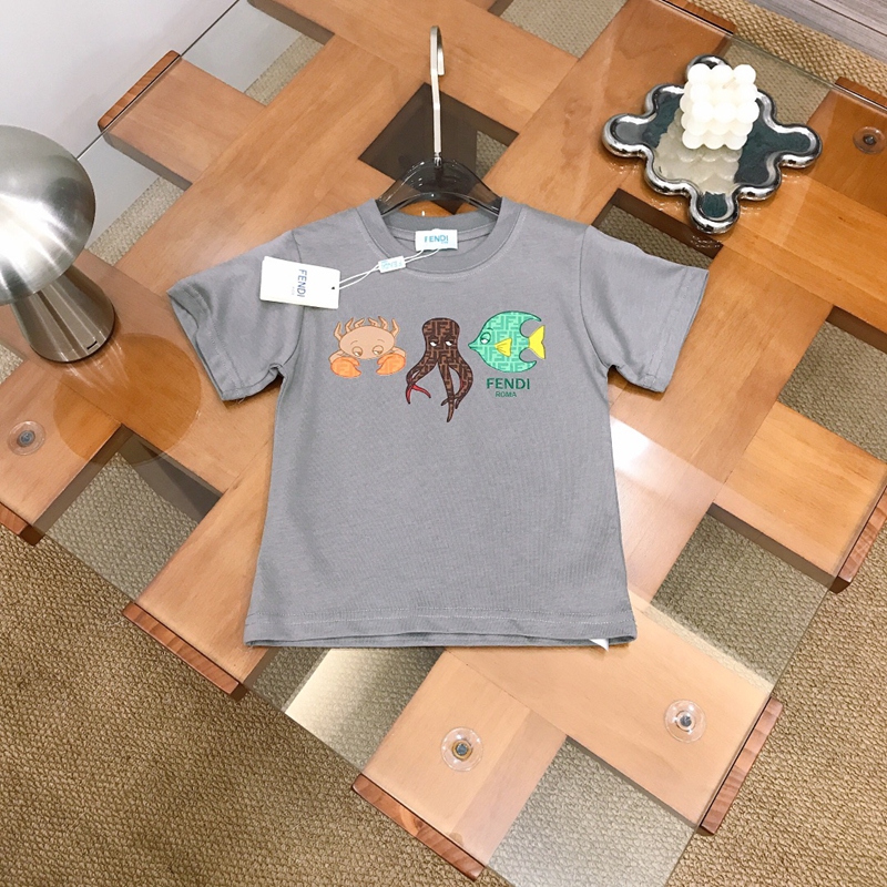 ブランドフェンディtシャツカットソー