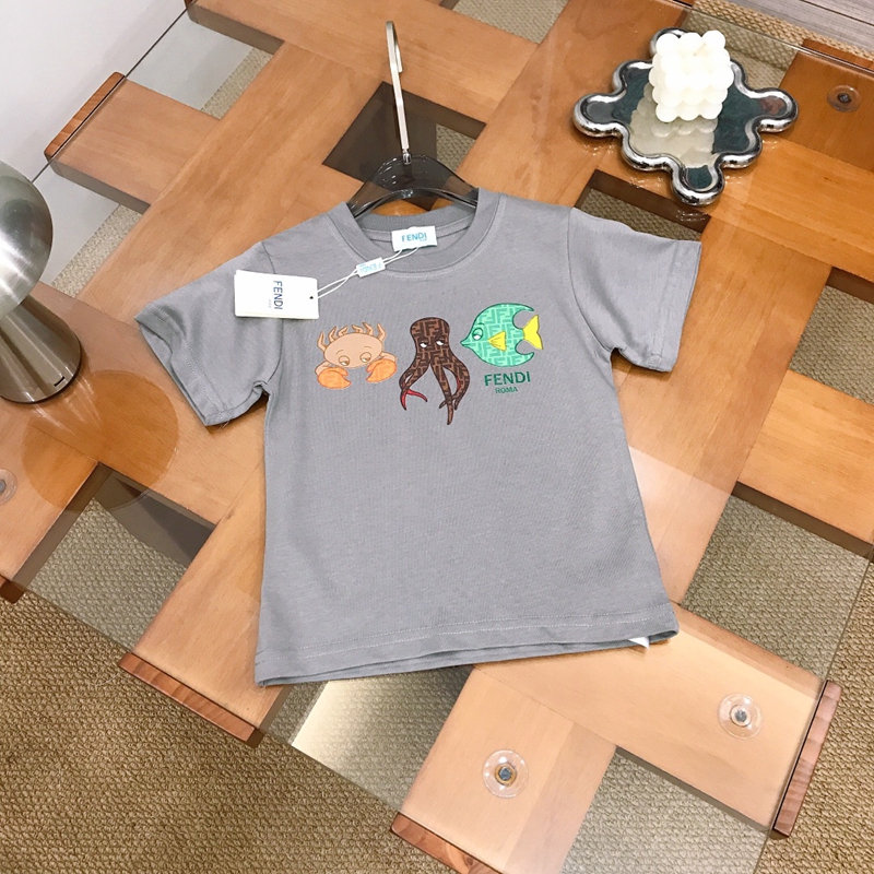 ブランド Fendi半袖tシャツ