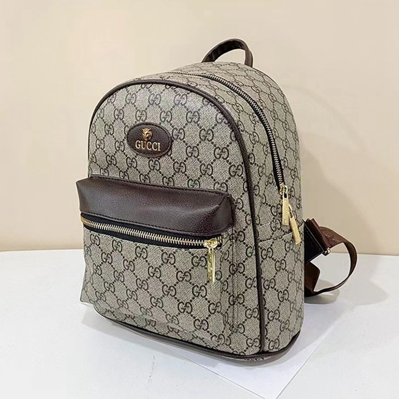  Gucci 流行り鞄 PUレザー  耐久性 大容量  ポート付き バックパック アウトドア 