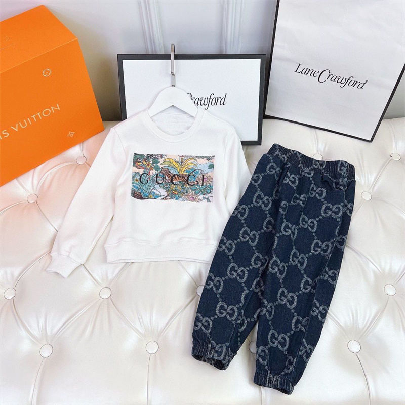 ブランドGucci スウェットセットアップ