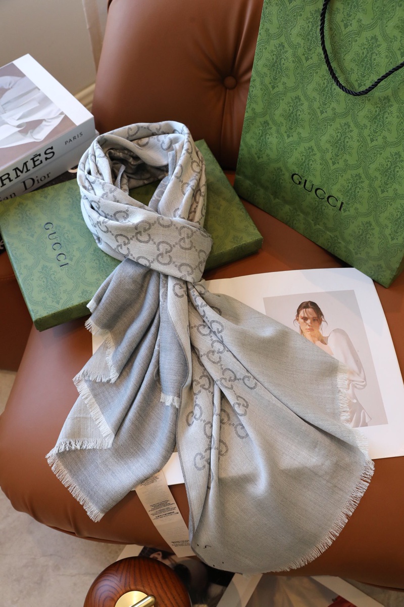 グッチ男女兼用 リバーシブルマフラー