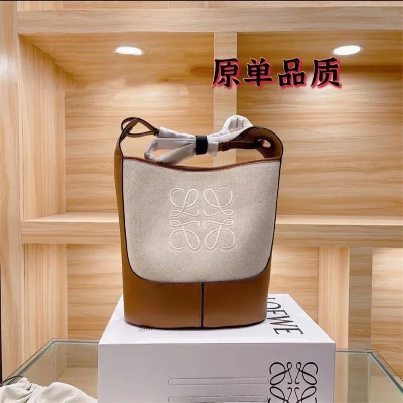 Loewe ブランド バケットバッグ ショルダーバッグ