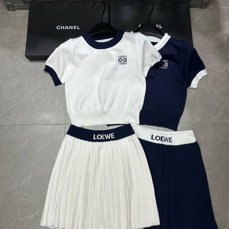 LOEWE ハイブランニットセットアップ