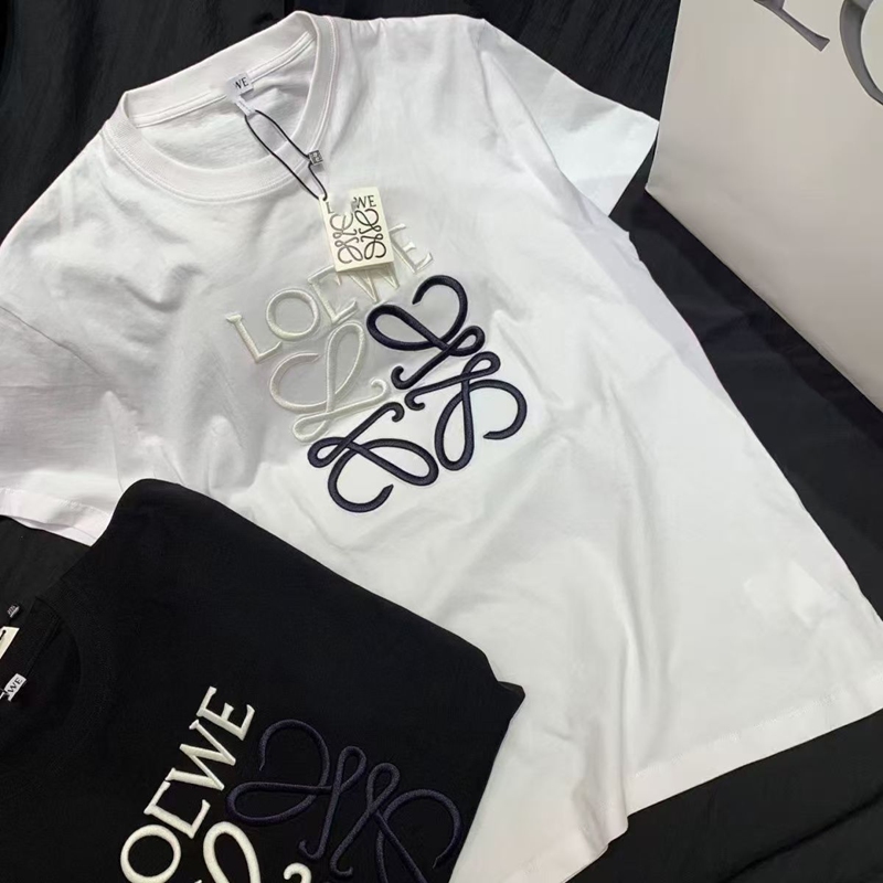 ロエベ ストリート感tシャツ ユニセック