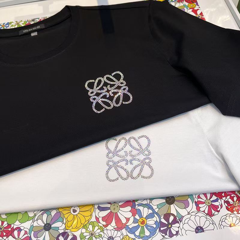 LOEWE大人の上質Tシャツ