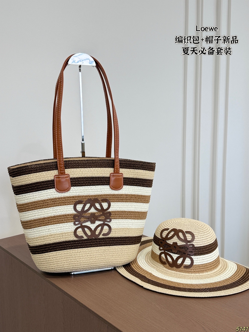 ロエベ日よけ麦わら帽子