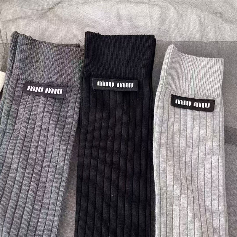 ミュウミュウかわいいブランド靴下 男女兼用