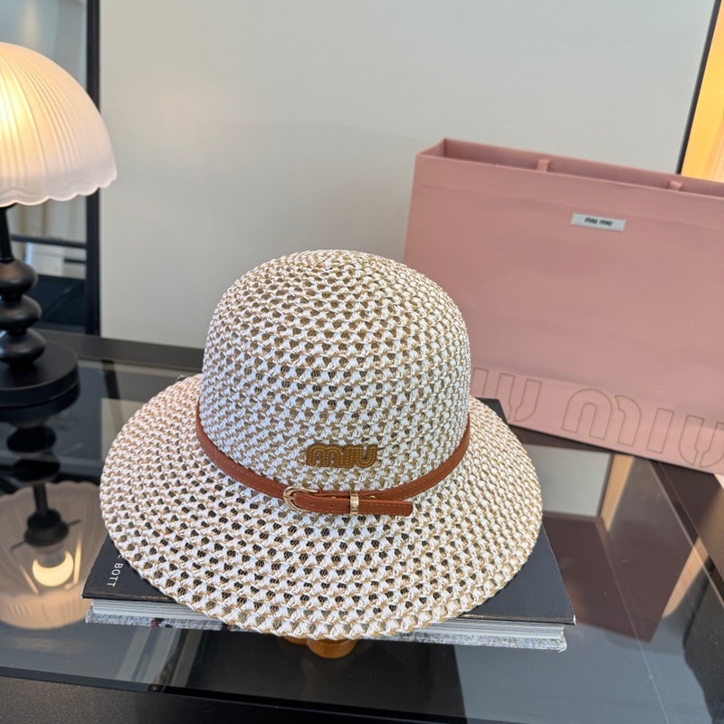 MiuMiu日焼け止め用麦わら帽子