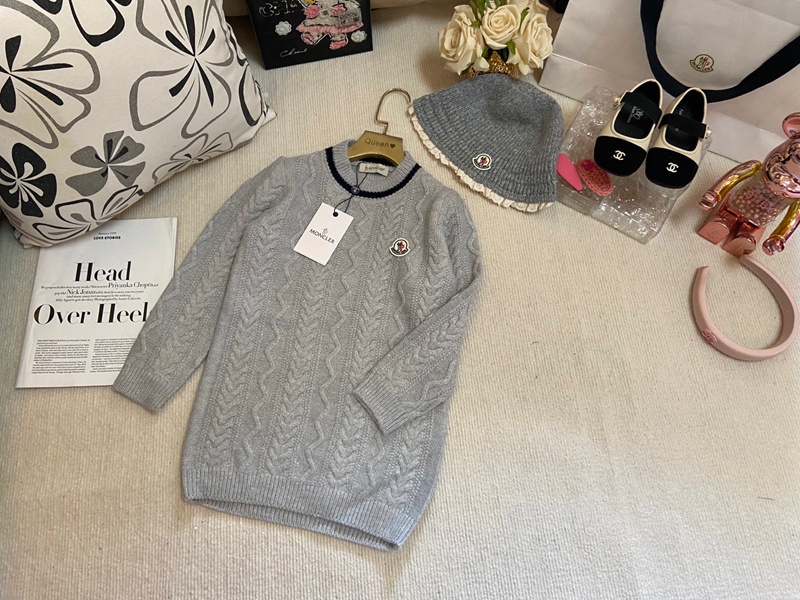 Moncler ロングニットワンピース