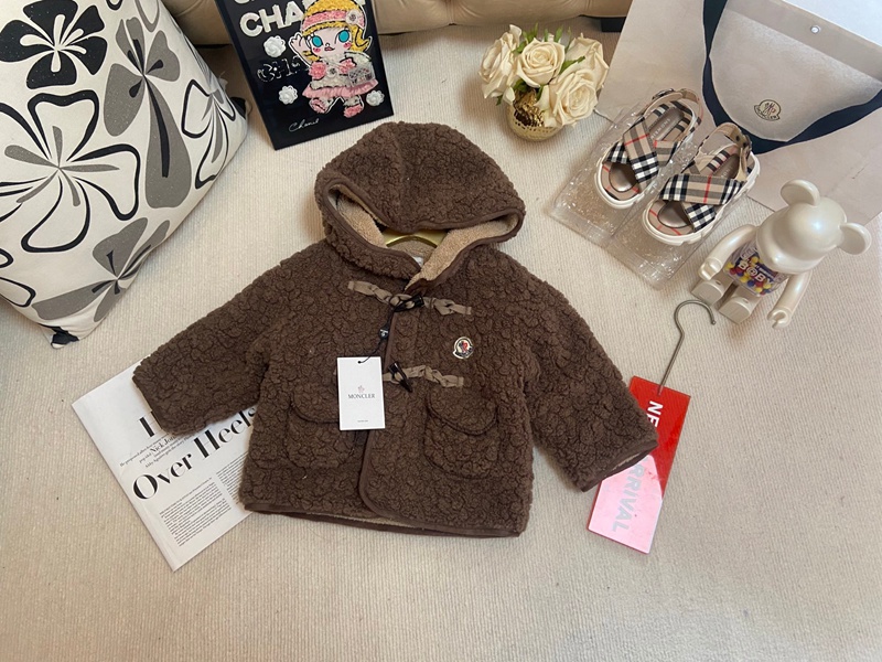 モンクレール子供用コート