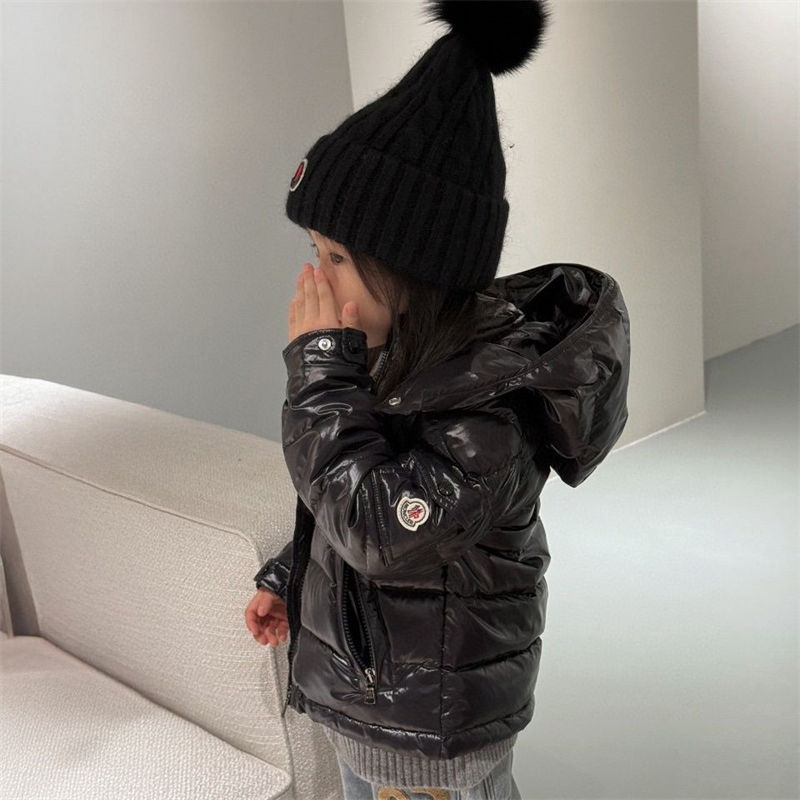 Moncler ブランドダウンジャケット