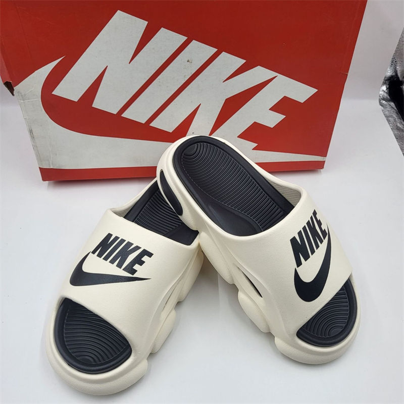 室内履き Nike スリッパ