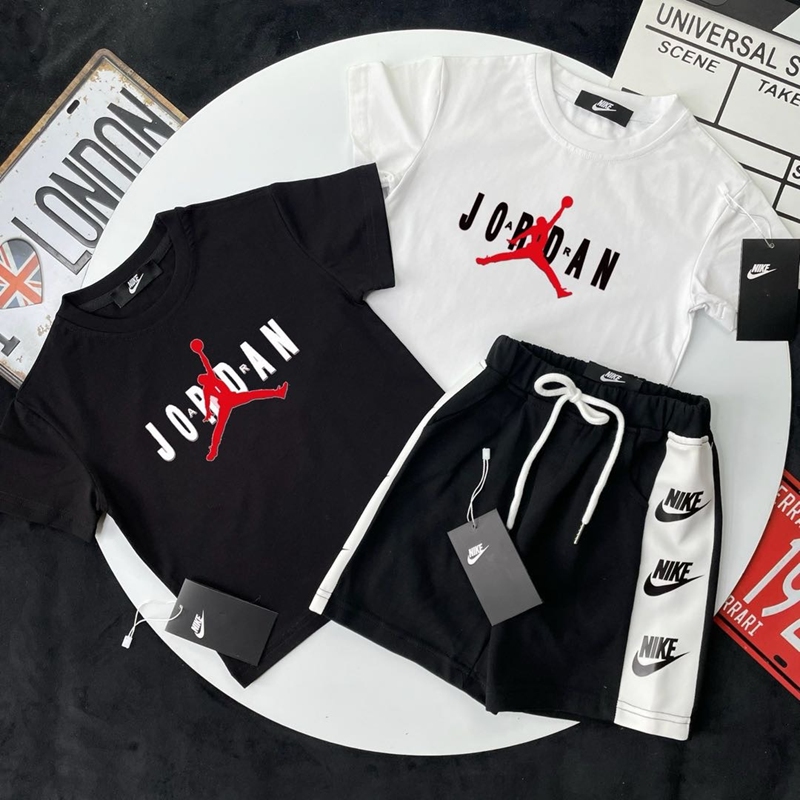 ナイキボーイズ半袖tシャツ