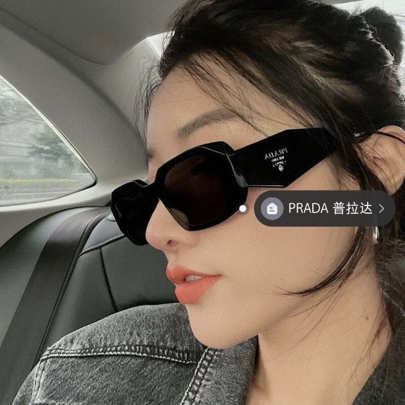 ハイブランドPrada サングラス